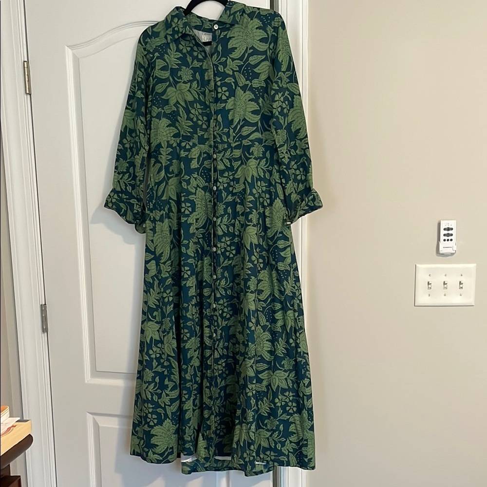 Livro shirt dress